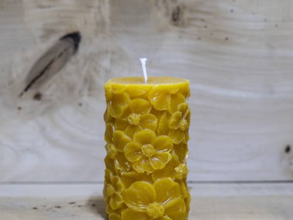 Virágos méhviasz gyertya 260 gr.